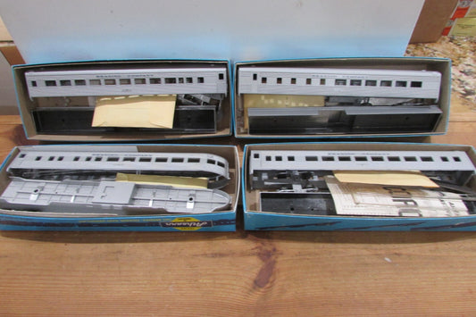 HO Scale Athearn (4) Custom Painted Assorted Passenger Car Reading Lot#4242