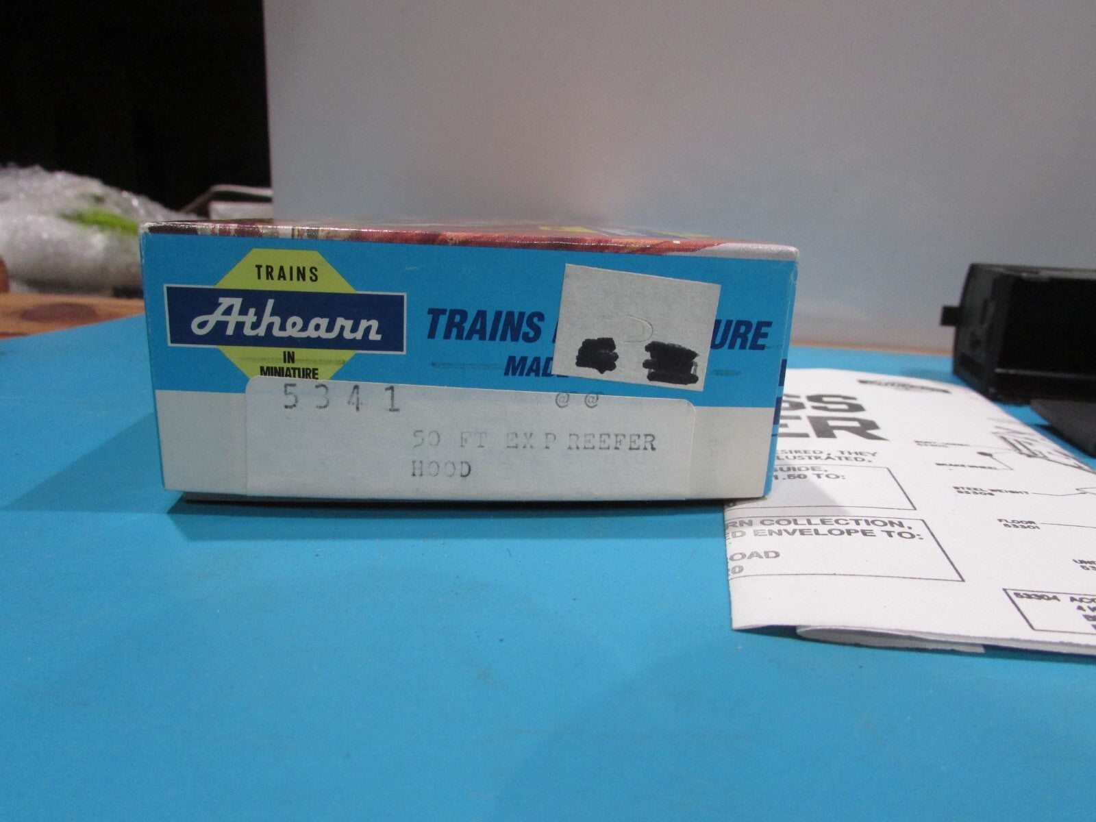 HO Scale Athearn 5341 50ft Express Reffer HOOD