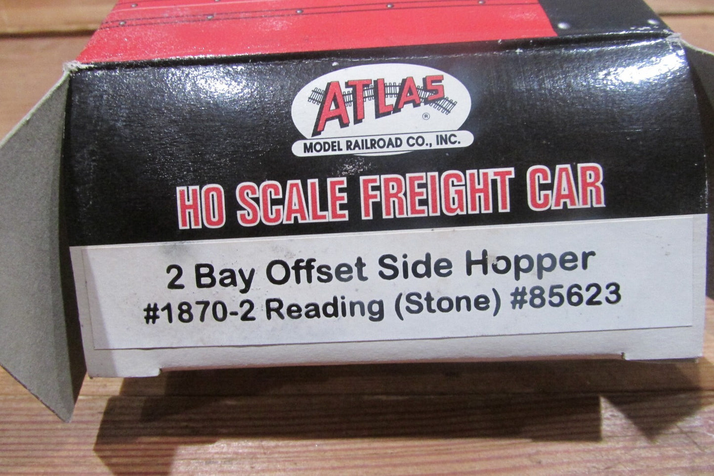HO Scale Atlas 1870-2 2Bay Offset Side Hopper  A4920