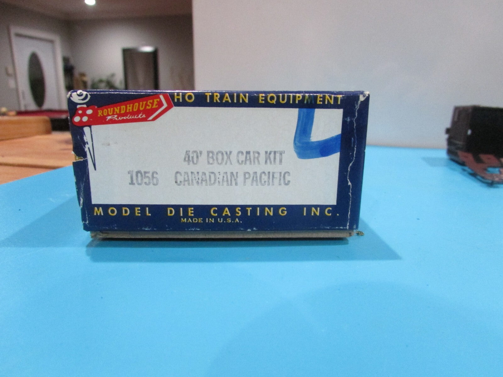 HO Scale RoundHouse 1056 40' Box Car Kit Canadian Pacific Railway RH4326