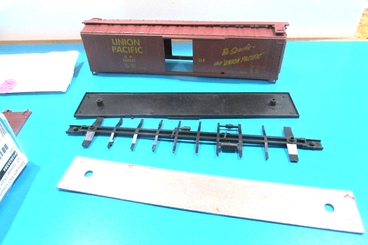 HO Scale Athearn 12623354 50 Single Door Boxcar Union Pacific Kit