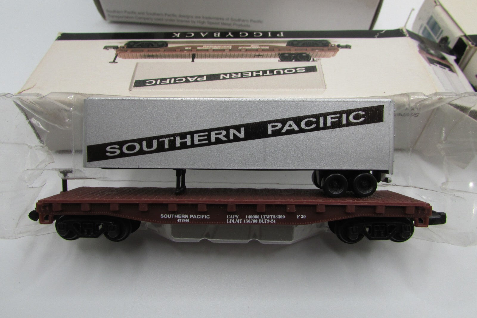 N Scale (9) Assorted Feright Cars Southern Pacific  Lot#2846