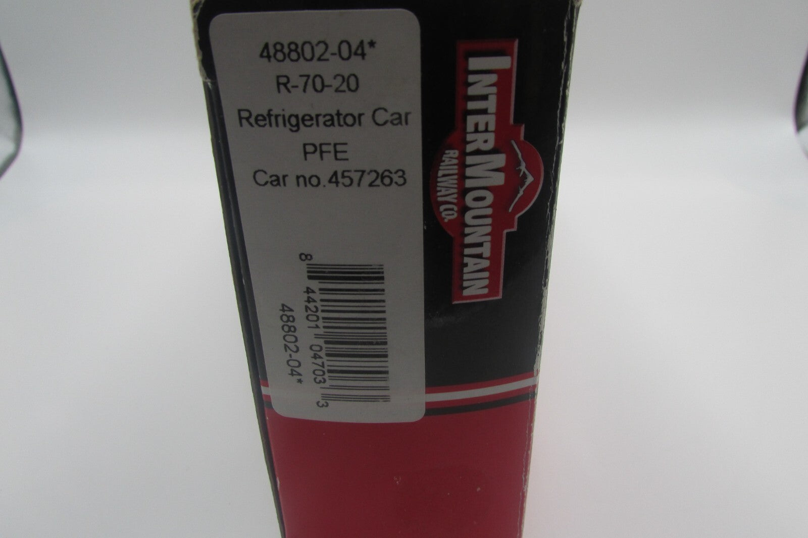 HO Scale Intermountain 48802-04 Refrigerator Car PFE Car#457263 Lot#3934