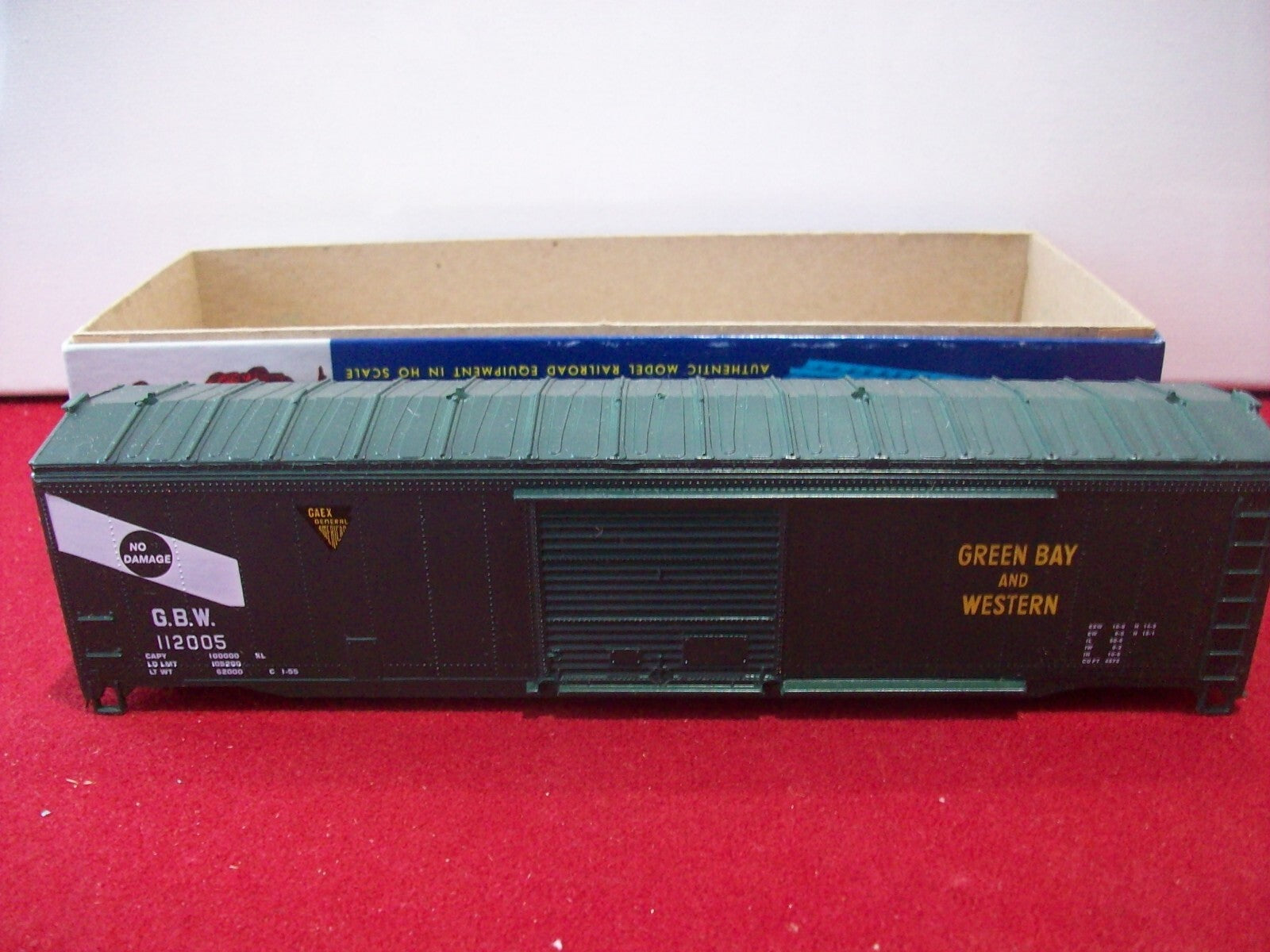 HO Scale RoundHouse 112005 50' BoxCar Kit Green Bay & Western Lot#0510