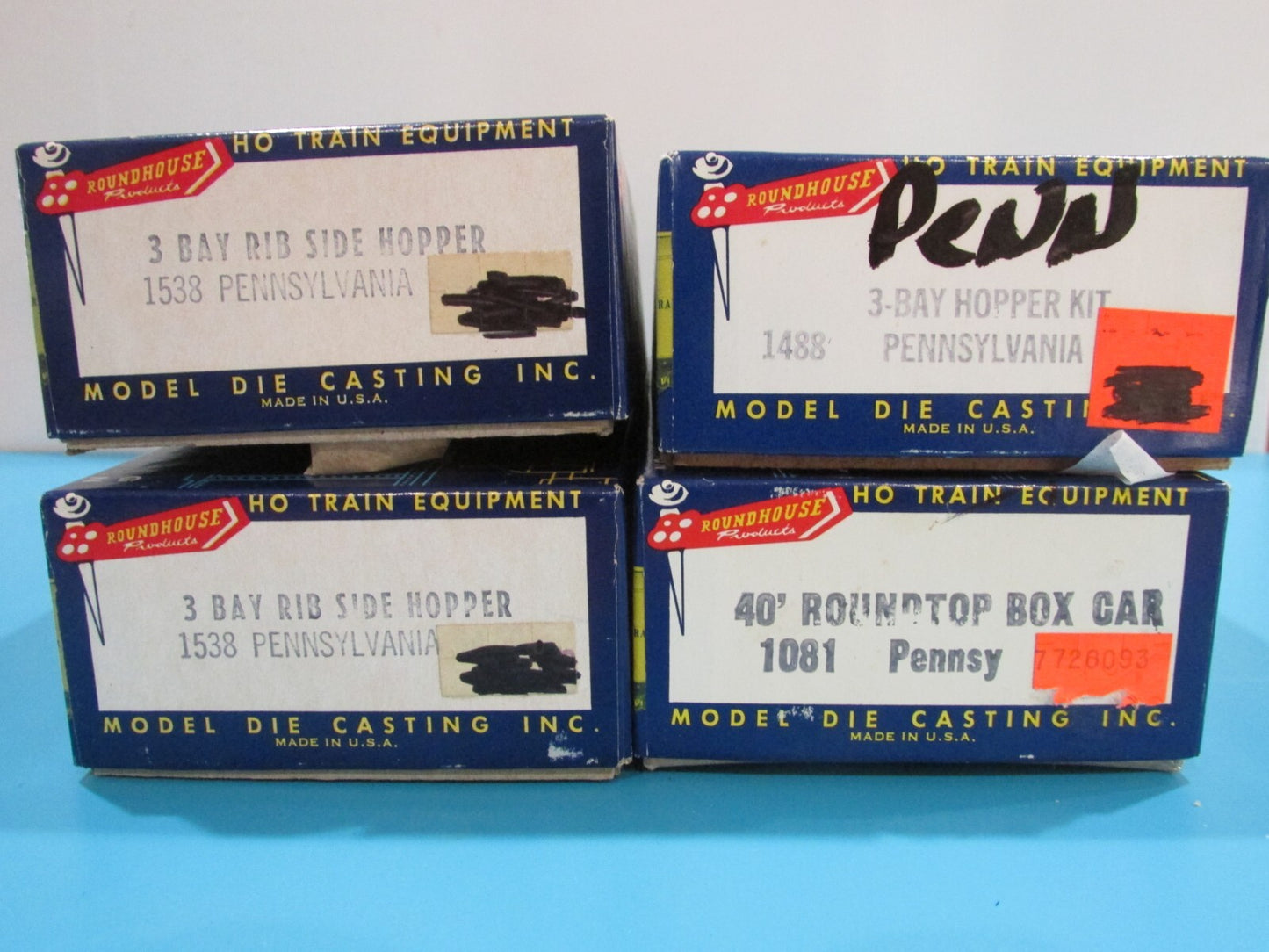 HO Scale Roundhouse (4)Assorted Cars Pennsylvania Lot#1033