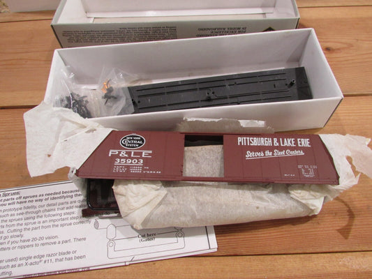 Ho Scale Proto 2000 #21977 50' Automobile Box Car P&LE #35903" Kit Lot#1121