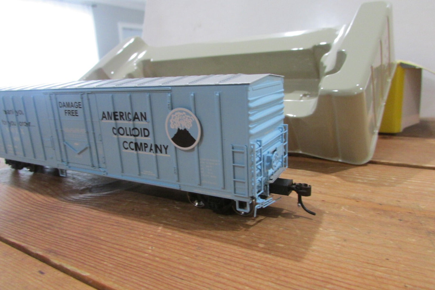 HO Scale Athearn G4447 N.A.C.C. 50' Box Car  ATH4616