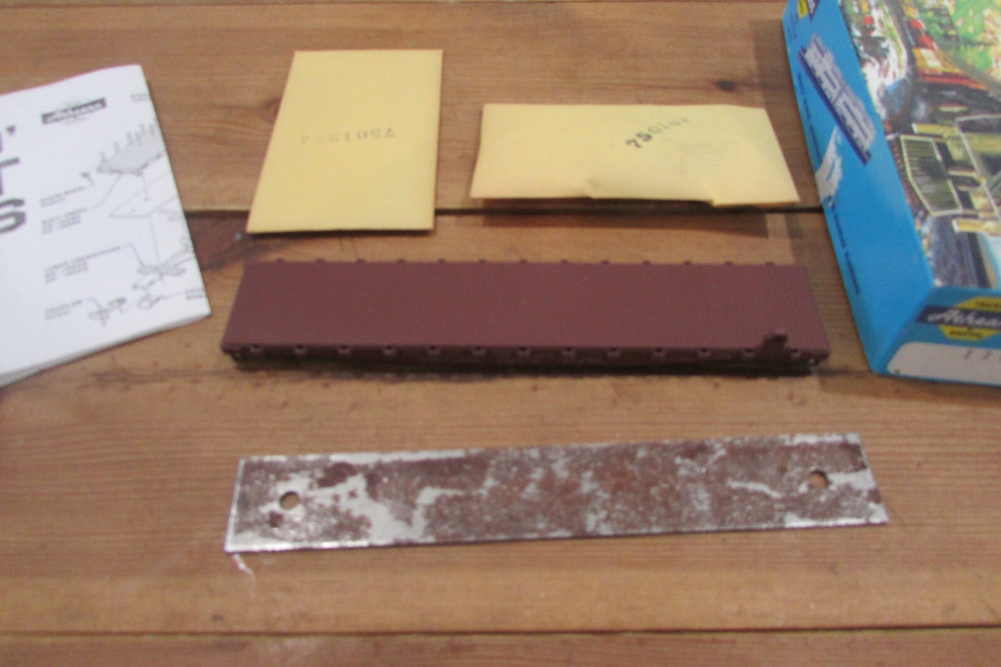 HO Scale Athearn 1398 50ft  Flat Car Southern Pacific Kit ATH4538
