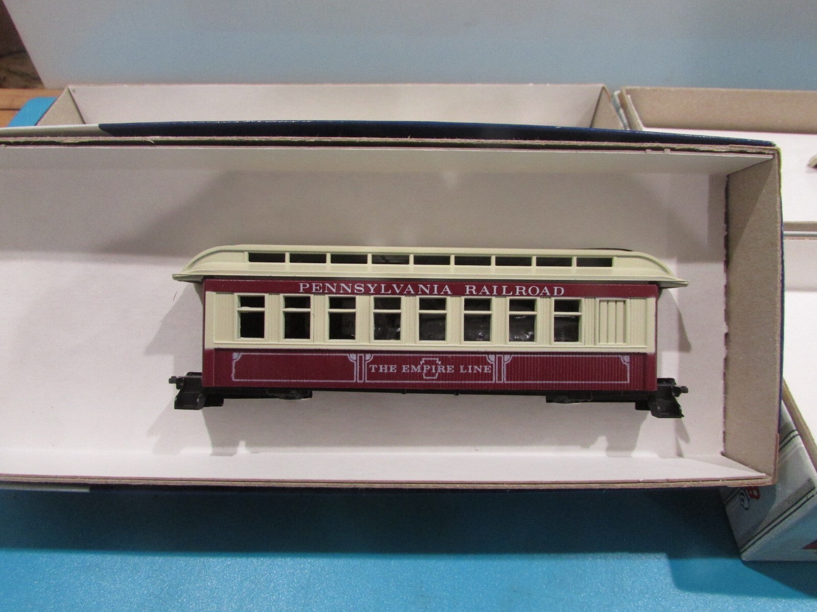 HO Scale Roundhouse (4) Overton Passenger Cars "Pennsylvania"  NIB Lot#2424
