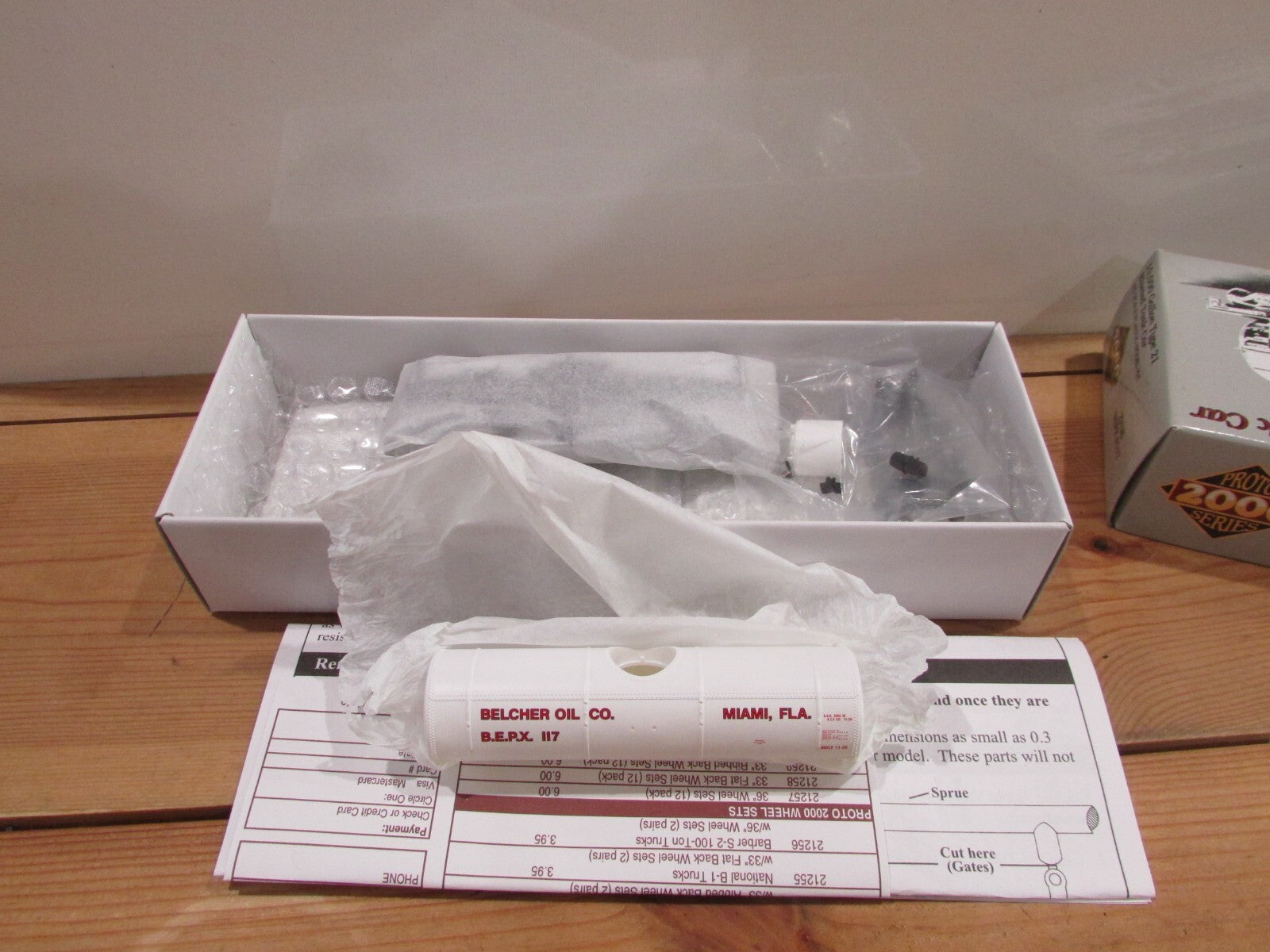 Ho Scale Proto 2000 23135 10,000 Gallon Type 21 Tank Car Kit "BEPX#117" Lot#1138