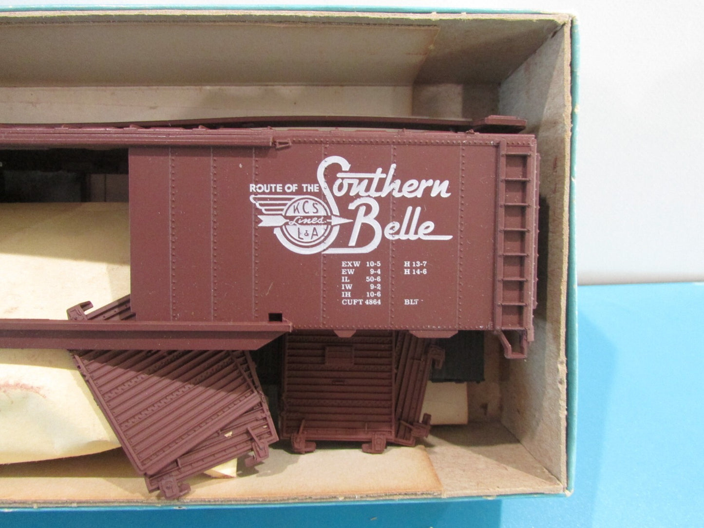 HO Scale Athearn 4280 50' DD Box Car K.C.S. Automobile Car Kit