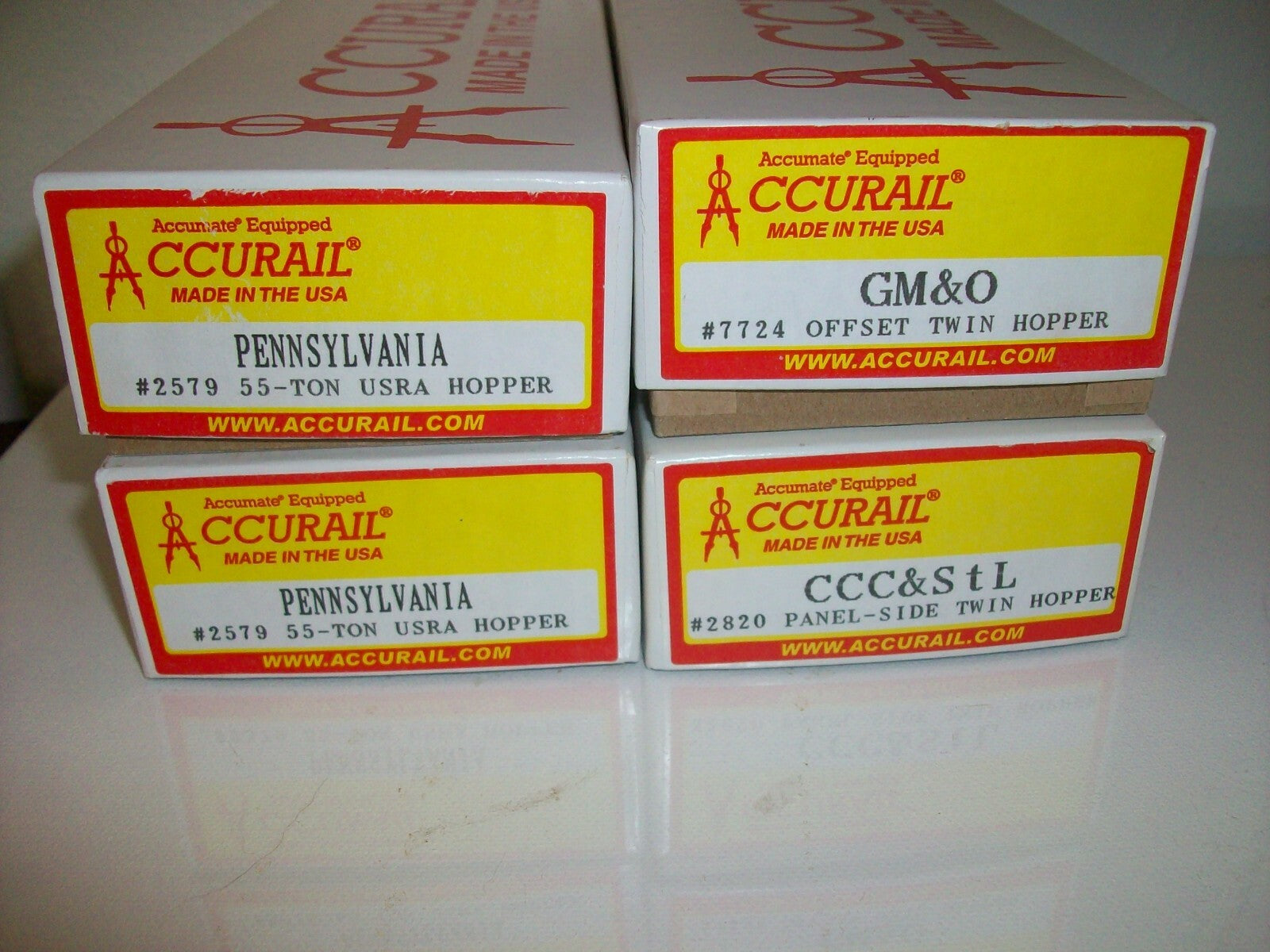 HO Scale (4) Accurail Freight Cars Kits Lot#0426
