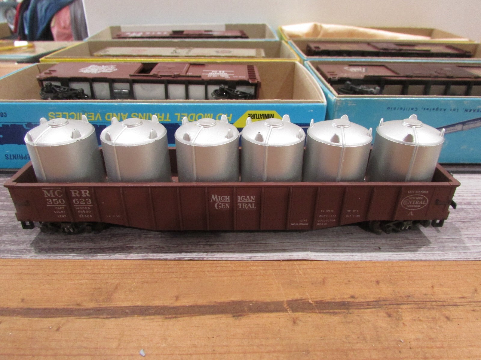 HO Scale Athearn (6) Assorted Freight Cars Lot#3231