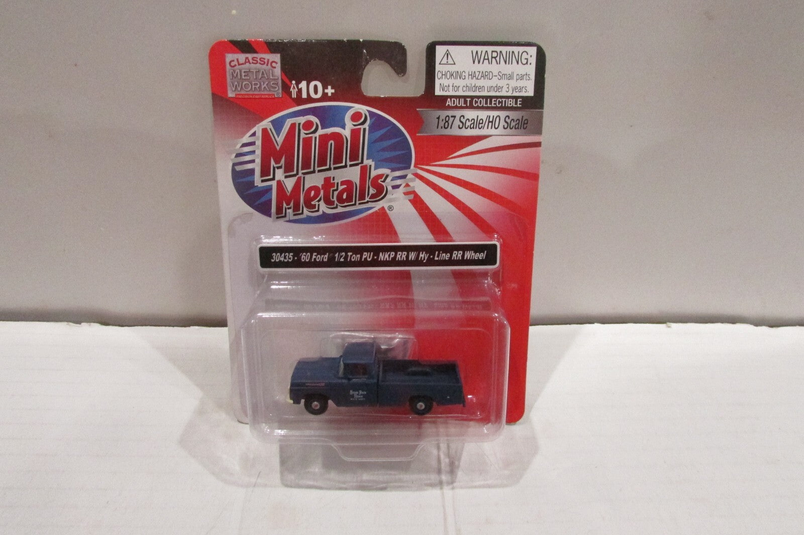 Ho Scale/1:87 Scale  Classic Metal Work 30435 '60Ford 1/2 Ton PU NKP RR W/Hy