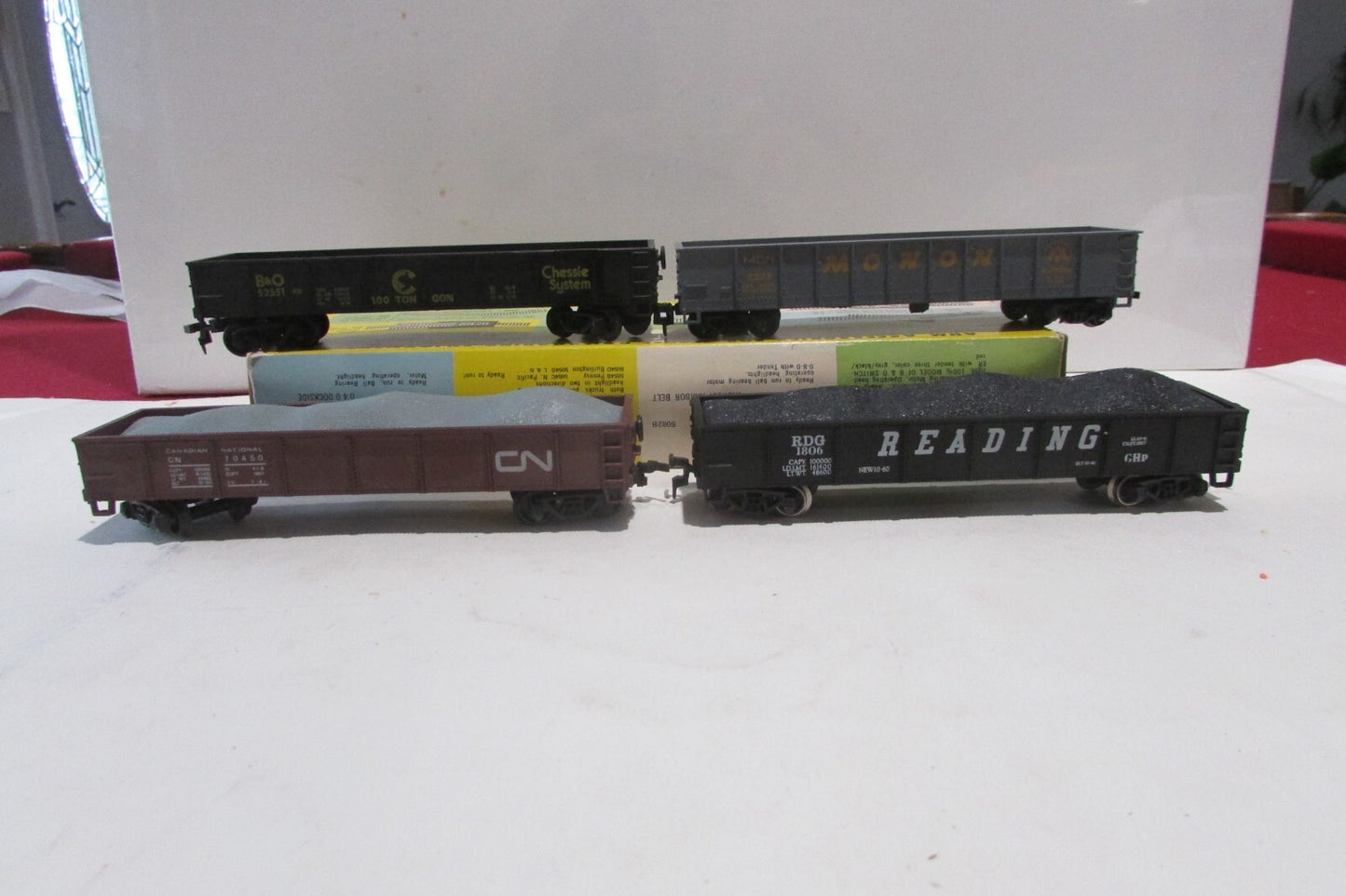 HO Scale Ahm (4) Assorted Gondolas Cars Lot#0414