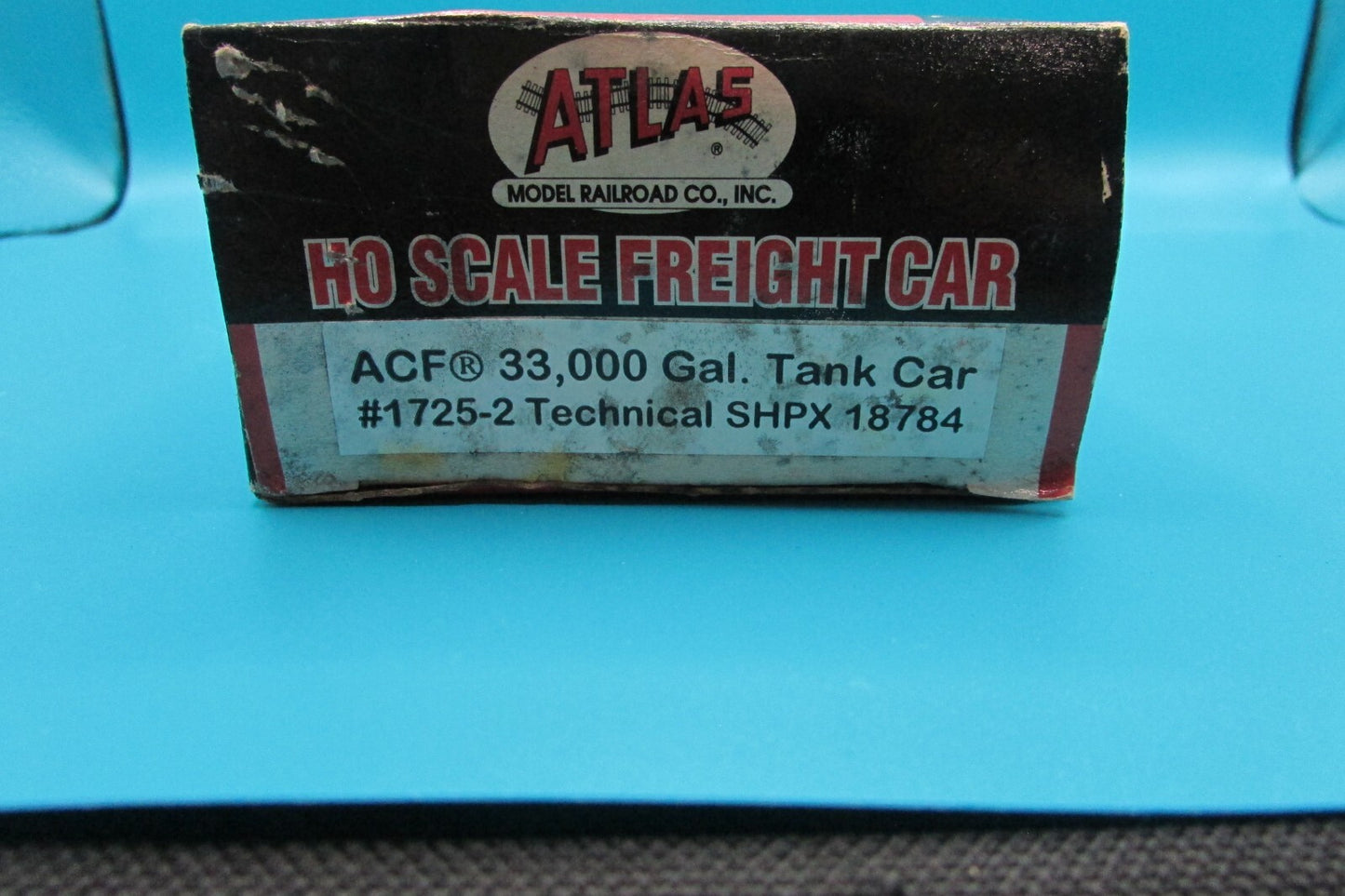 HO Scale Atlas 1725-2 ACF 33,000 Gallons Tank Car    A4422