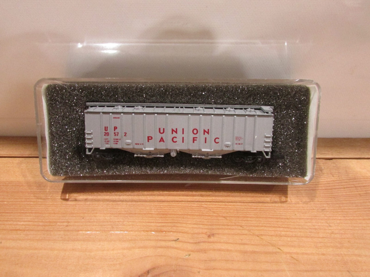 N Scale (6)Con-Cor ,Atlas Assorted Freight Cars Lot#1698