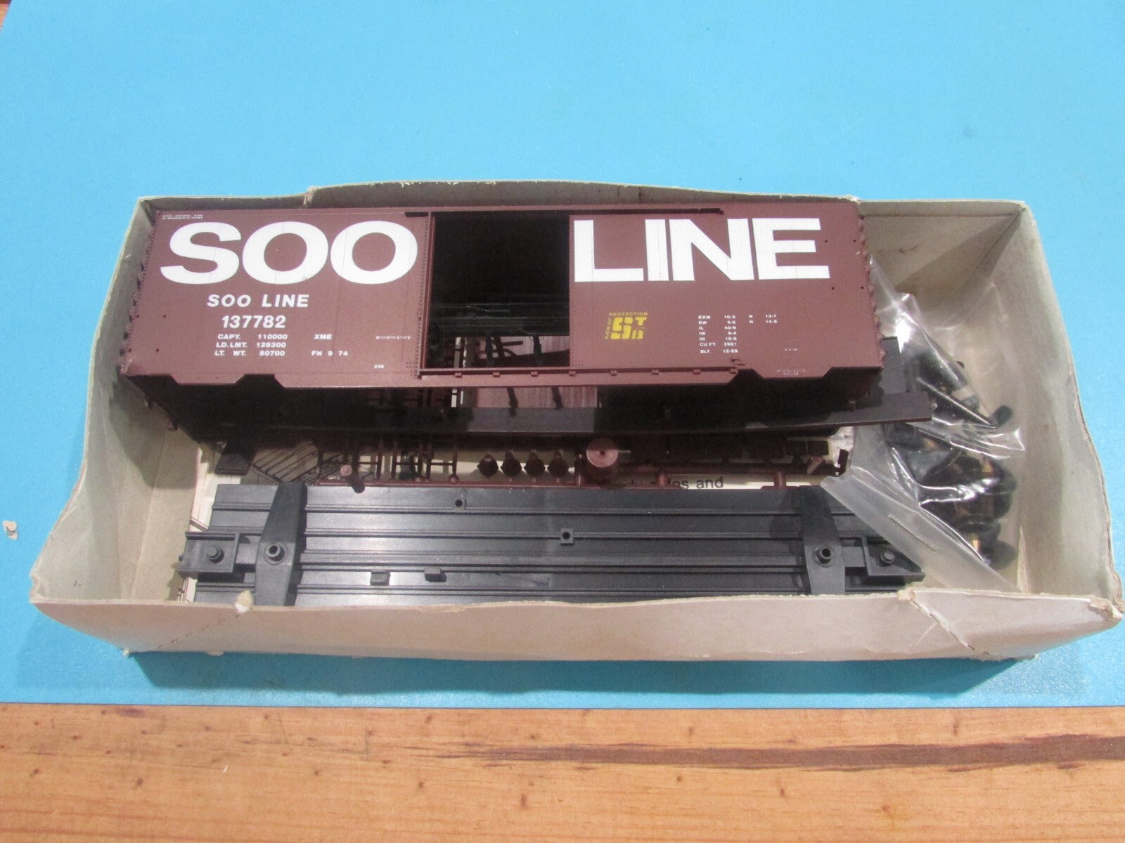 HO Scale McKean (2)Soo Lines Freight Cars Kits Lot#1844