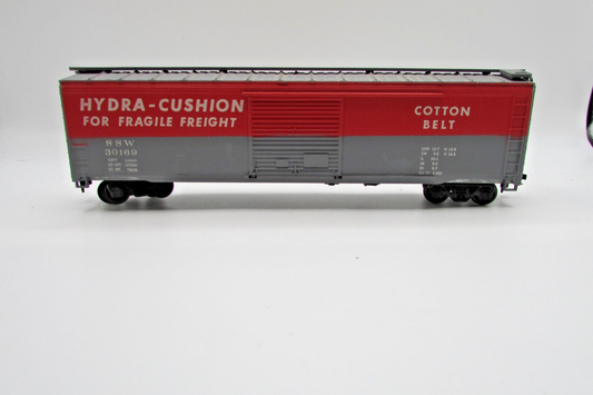 HO Scale RoundHouse 1204 50' Single Door Box Car Cotton Belt SSW  RH4838