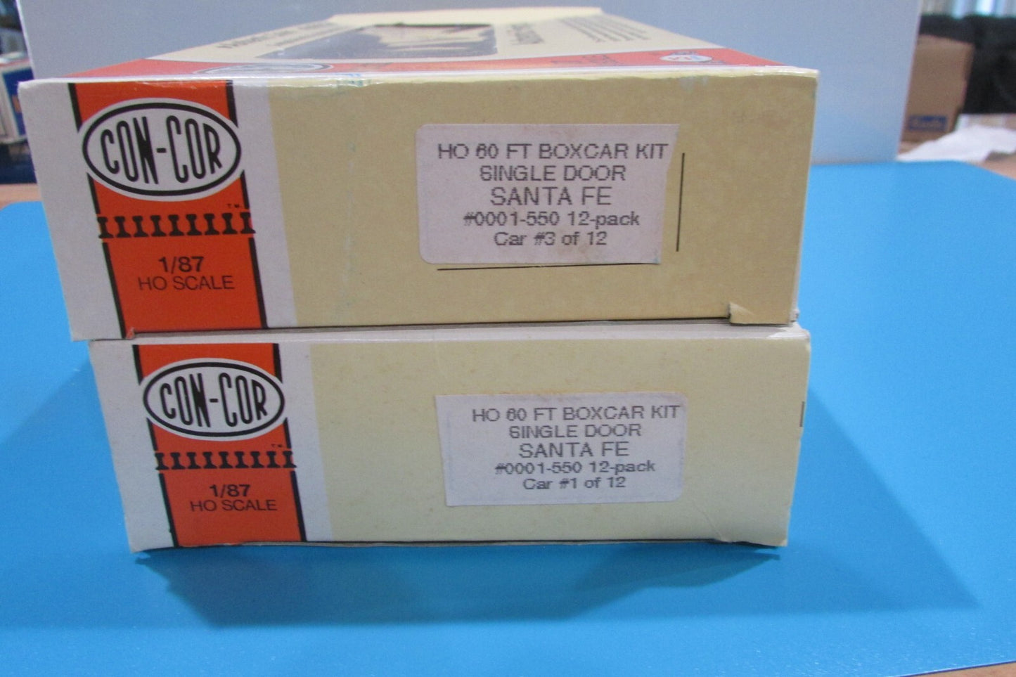 HO Scale (2)Con-Cor 60ft Single Door Boxcar Kit Santa Fe Lot#0684