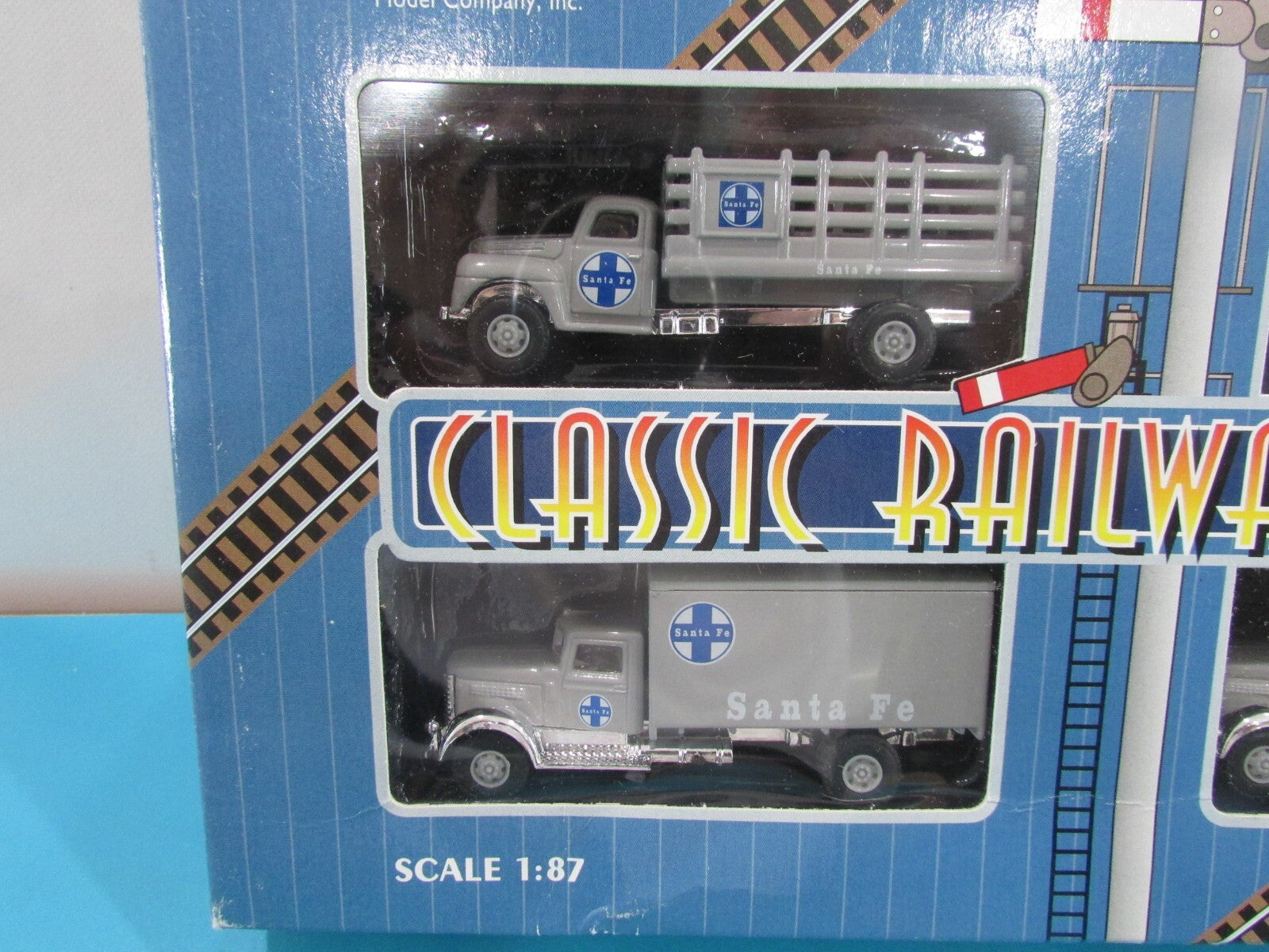 HO Scale  Imex 870126 1:87 Santa Fe Ford & Peterbilt Truck (Set of 4) Lot#1710