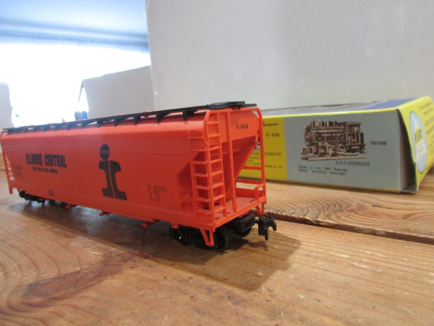 HO Scale AHM 5395H Illinois Central Center Flow IC 56578