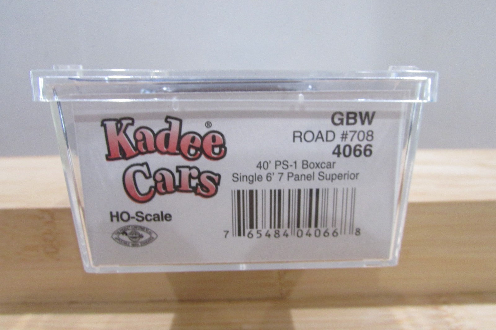 HO Scale Kadee Cars 4066 40'PS-1 Box Car Single 6' 7 Panel Superior KD5018