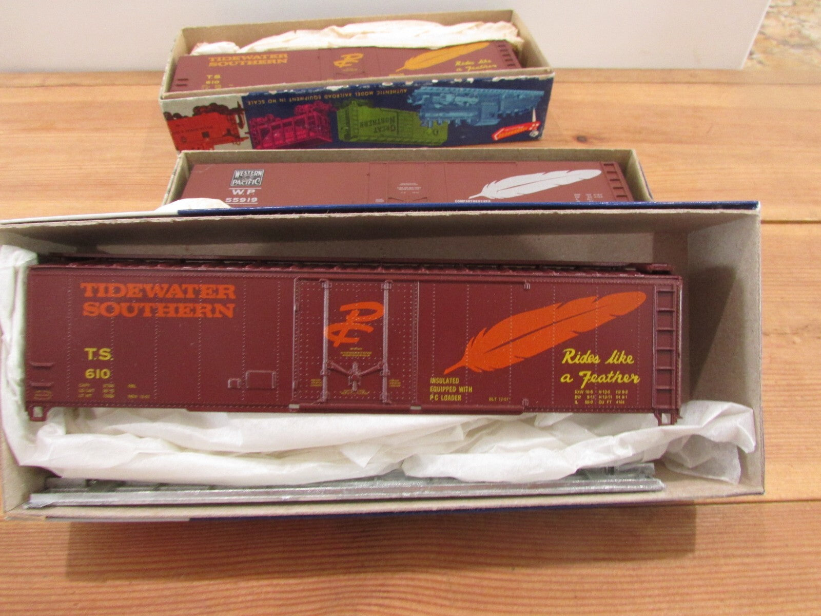 HO Scale Roundhouse (3) Assorted 50' Box Car Western Pacific Kits  Lot#1655