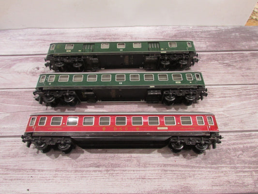 HO Scale (3)Trix Model Assorted Passenger Cars Lot#3113