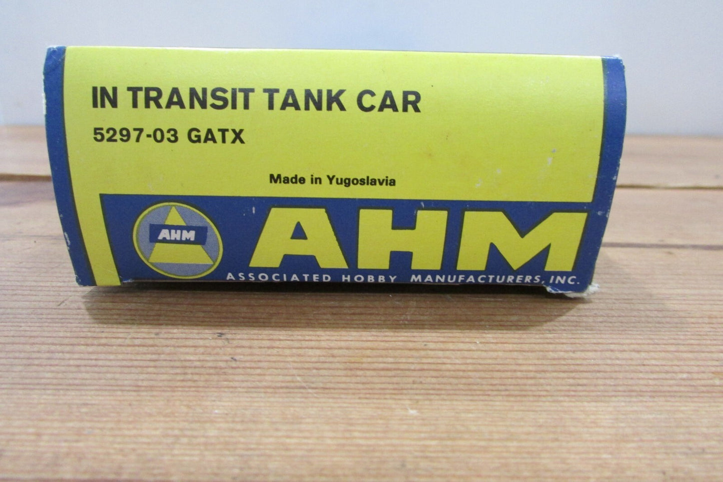 HO Scale AHM 5297-3 In Transit Tank Car GATX