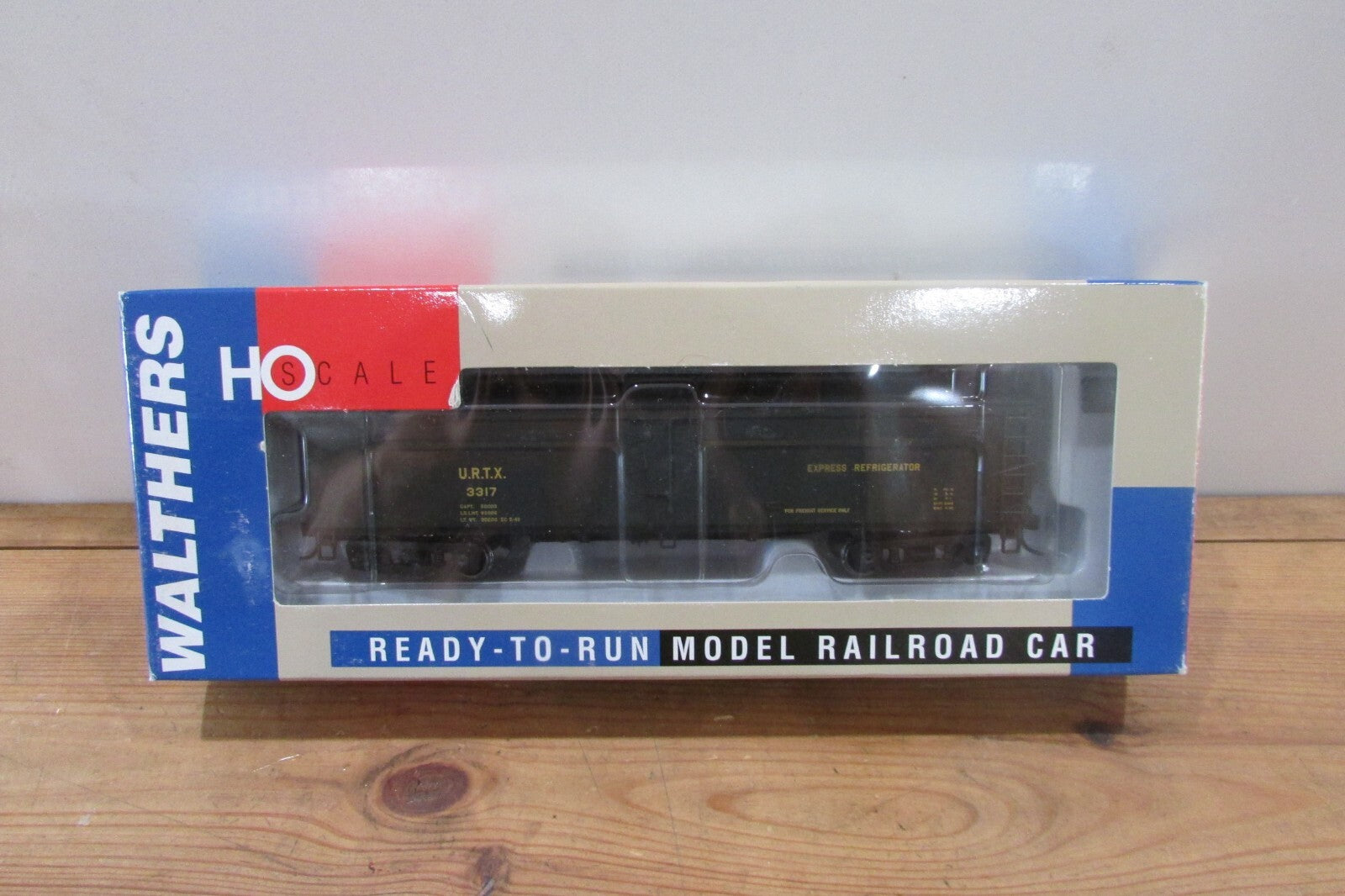 HO Scale Walthers 932-5495 GACX Wood Reefer w/ GSC Truck Wal4902
