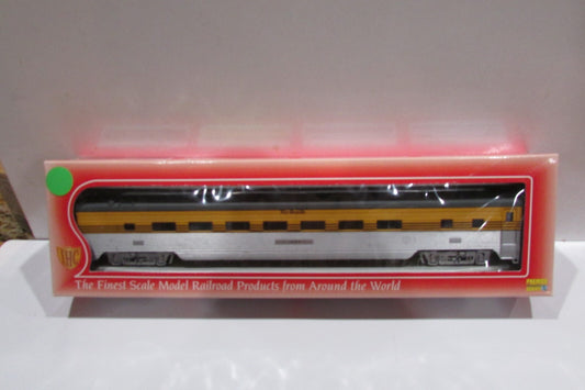 HO Scale IHC 47331 Denver & Rio Grande Western Coach Corrugated Side Lot#2831