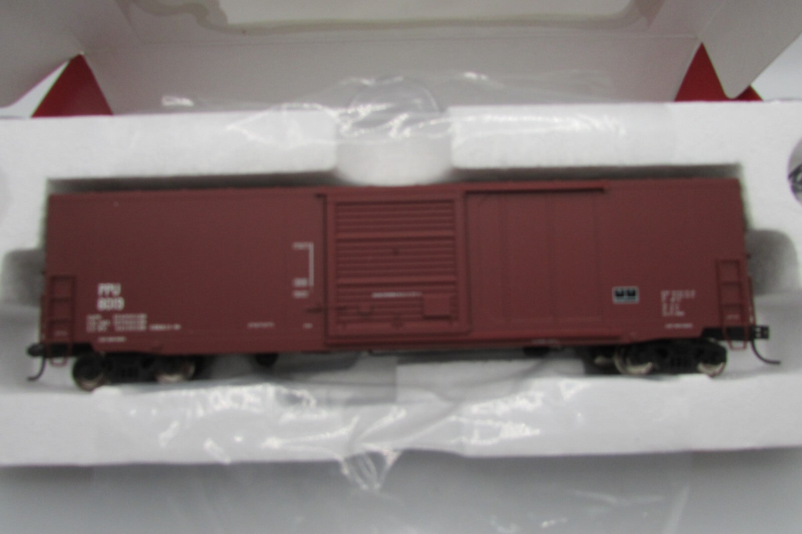 HO Scale Atlas 1339-2 50' Precision Design Box Car  A4650