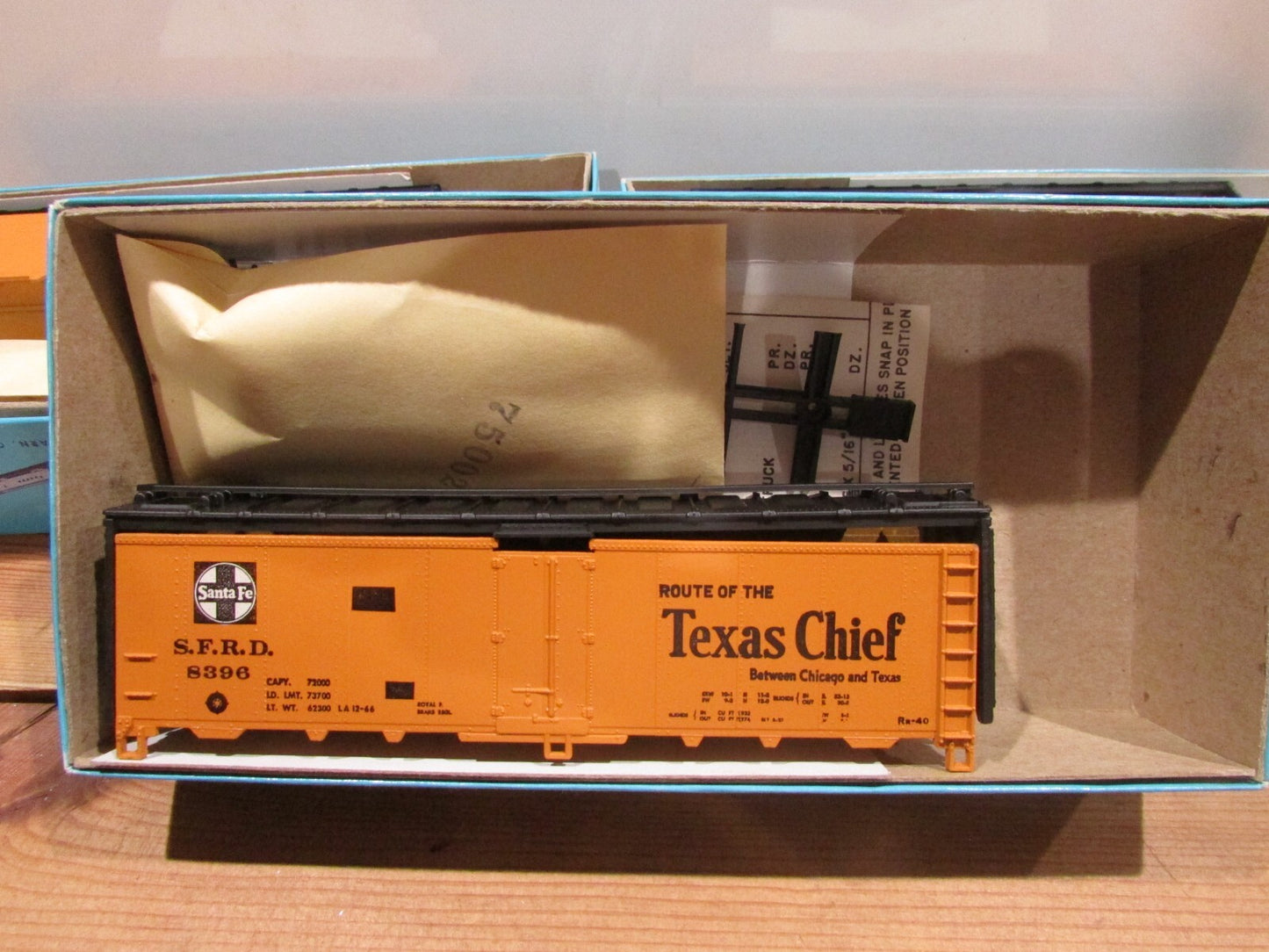 HO Scale Athearn (3) Santa Fe Cars Box Car Kits  Lot#1656