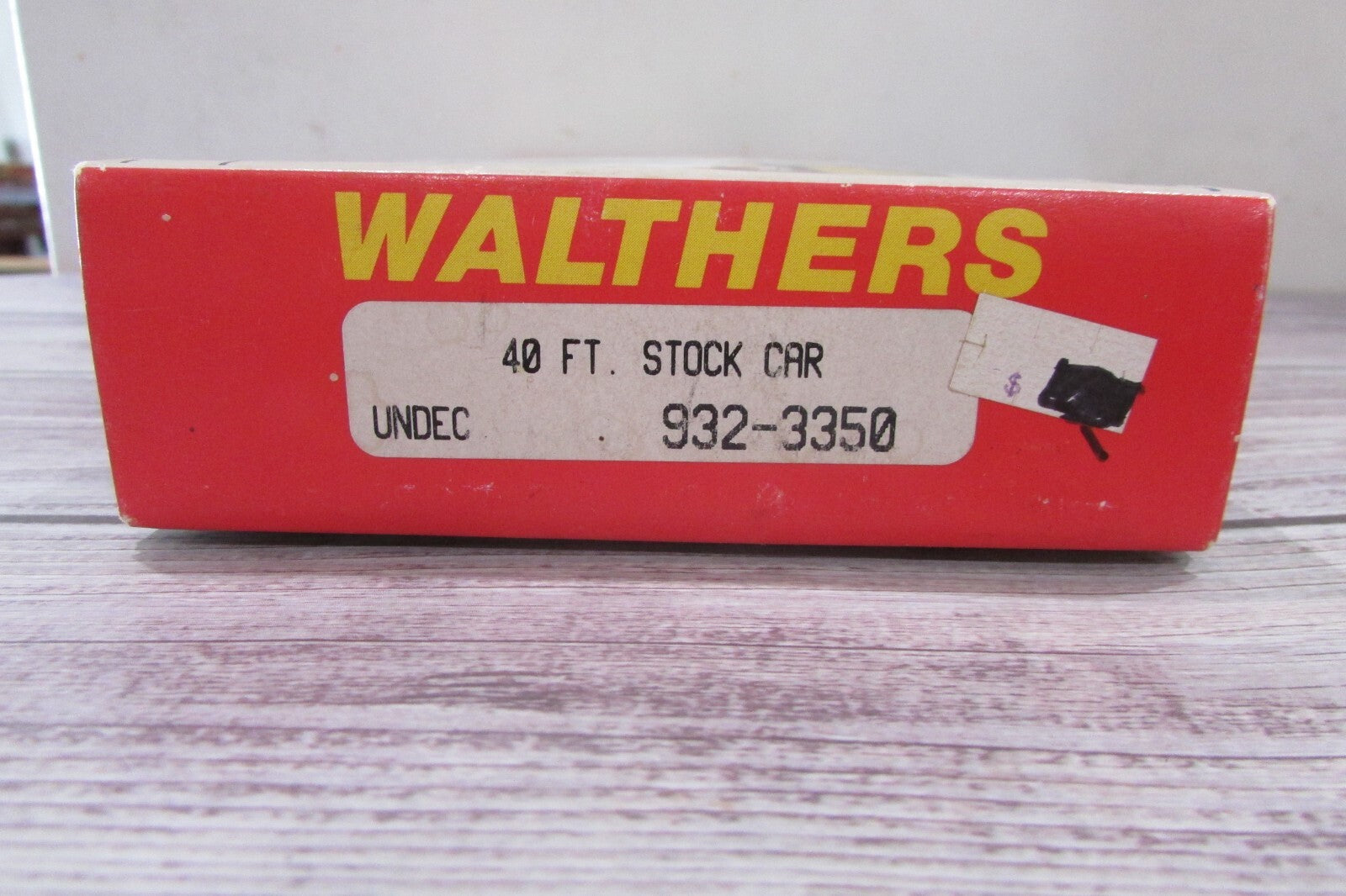HO Scale Walthers 932-3350 40ft Stock Car Undecorated Kit