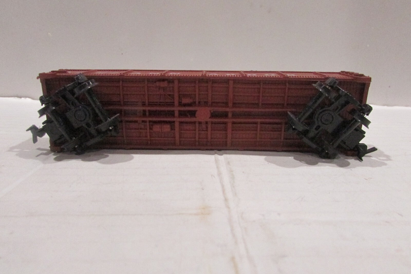HO Scale AHM 5431-K Gondola with Load Ann Arbor
