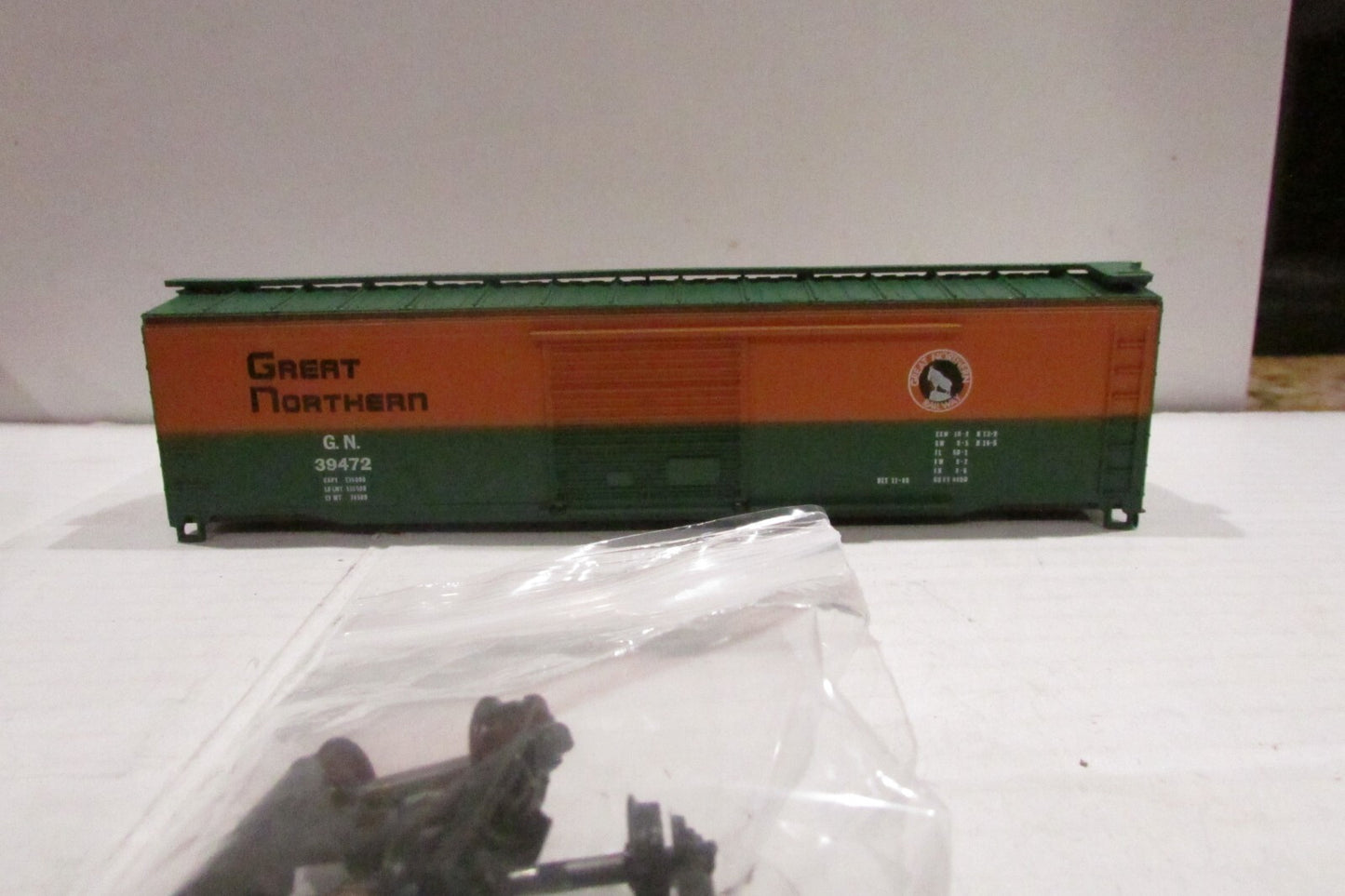 HO Scale RoundHouse 1212 50' Box Car Kit Great Northern RH4366