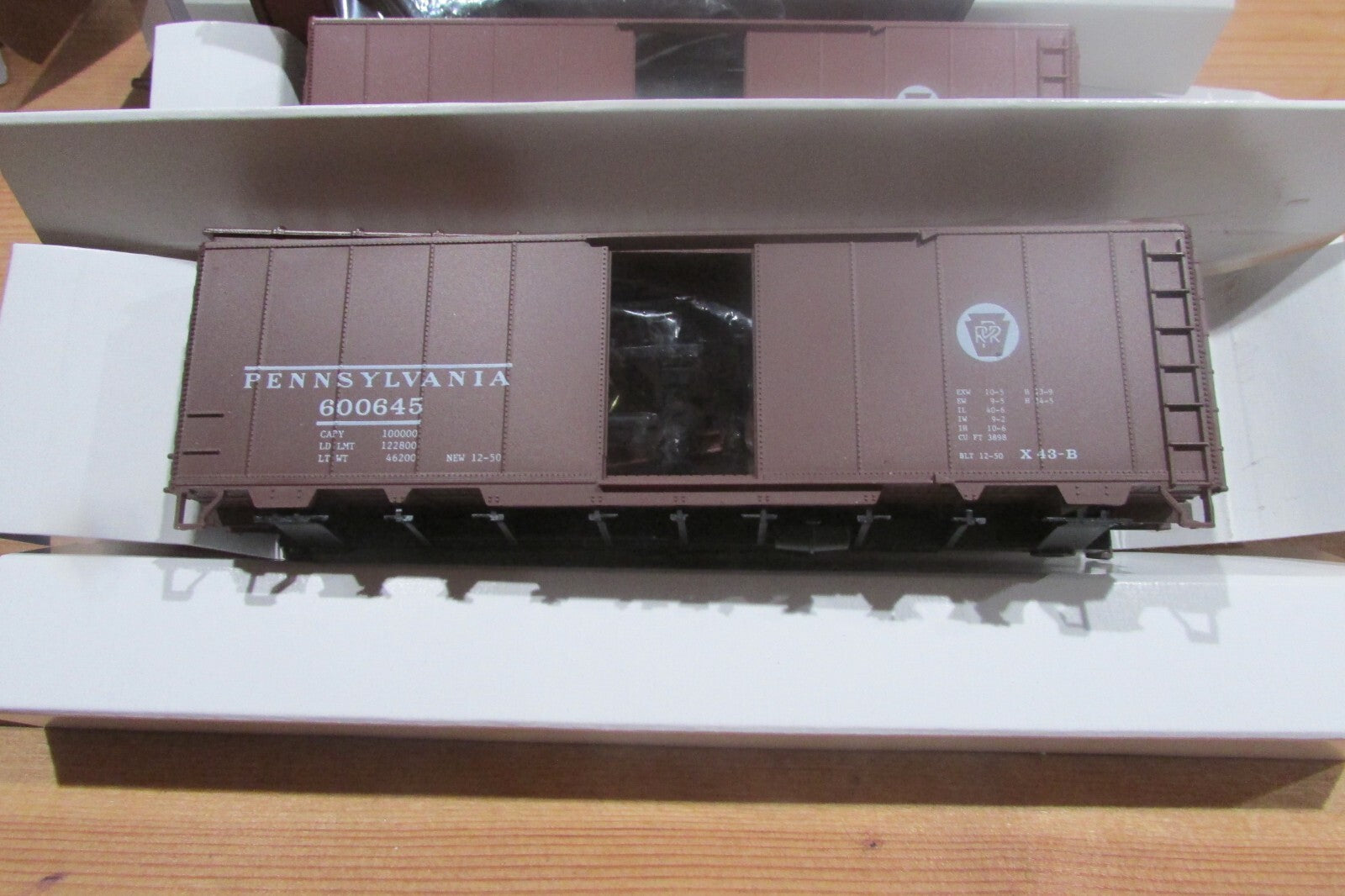 HO Scale US Front Range Product (2)Pennsylvania Box Cars Lot#0590