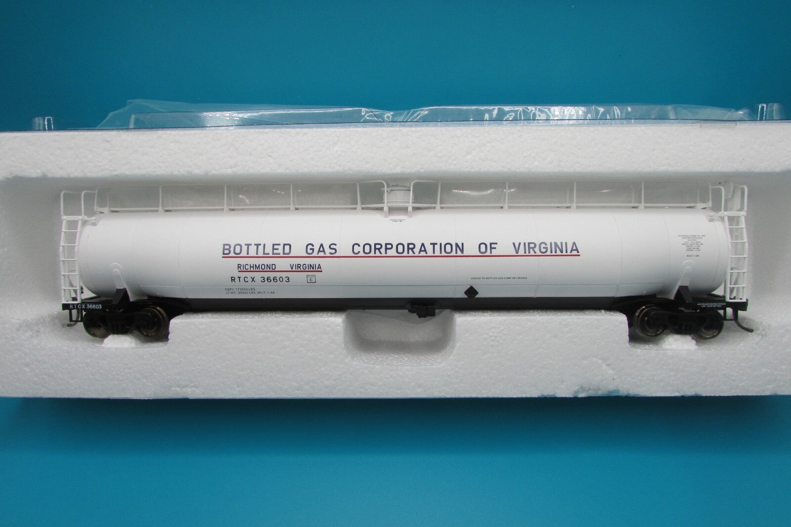 HO Scale Atlas 1727-3 ACF 33,000 Gallons Tank Car   A4428