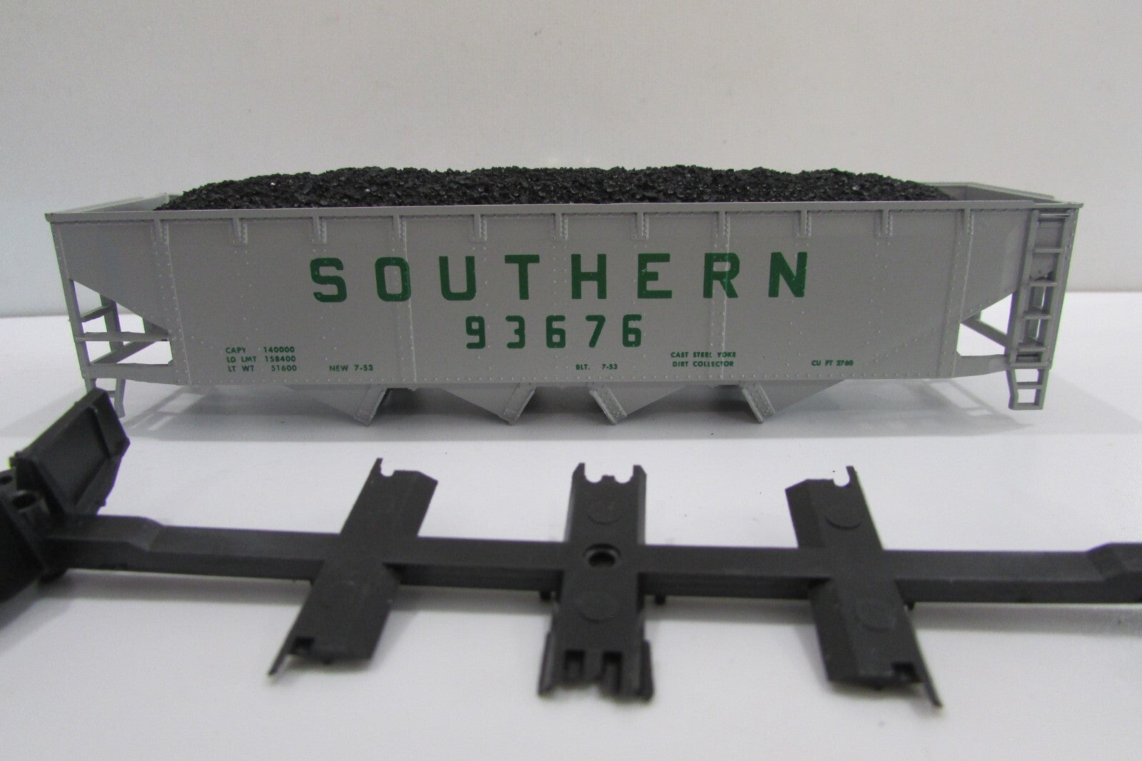 HO Scale Athearn 1720 Southern Railway 40' Quad Hopper