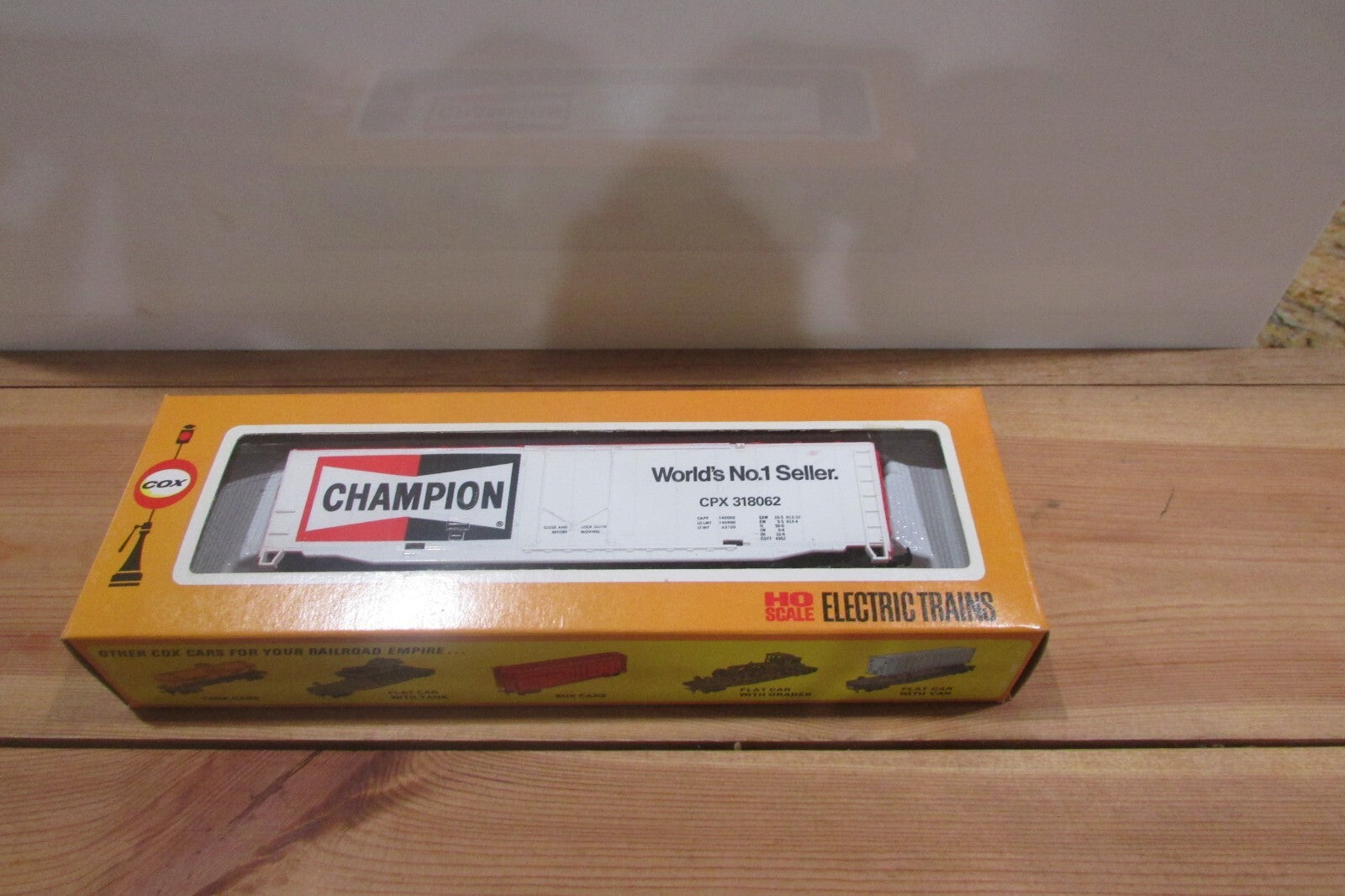 Ho Scale Cox 6121-7 50'ft BoxCar Champion Lot#0120