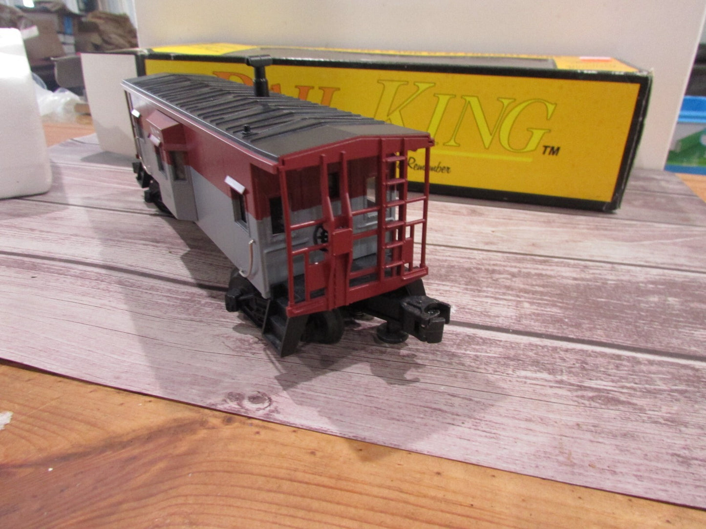 O SCALE Rail King By MTH 307712 NYC Pacemaker Bay Window Caboose Lot#3139