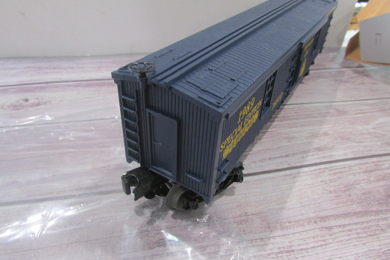 O Gauge  Lionel 6-16802 1989 Railroad Club(Blue) Tool Car