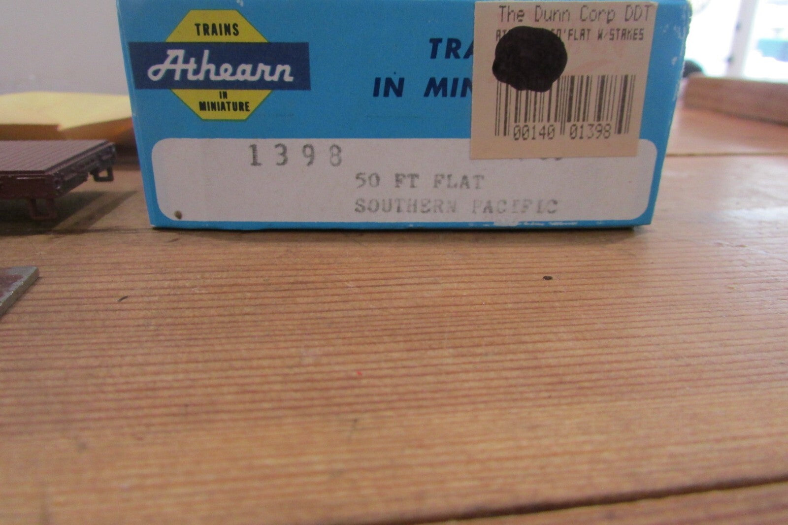 HO Scale Athearn 1398 50ft  Flat Car Southern Pacific Kit ATH4538