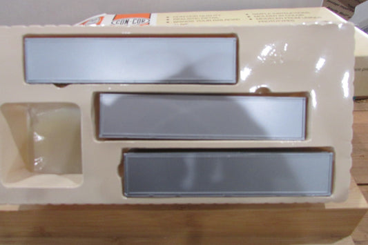HO Scale Con-Cor Undecorated 40' PiggyBack or Sea Ribbed Container  Lot#5092