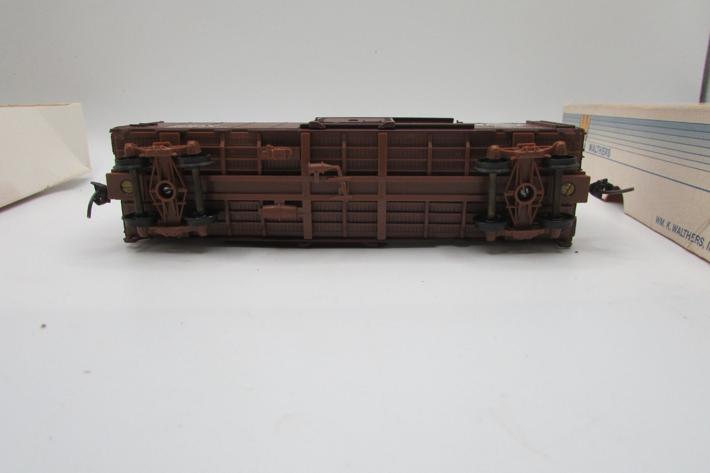 HO Scale Walthers 932-3708 40' PS1 Box Car ERIE WAL4870