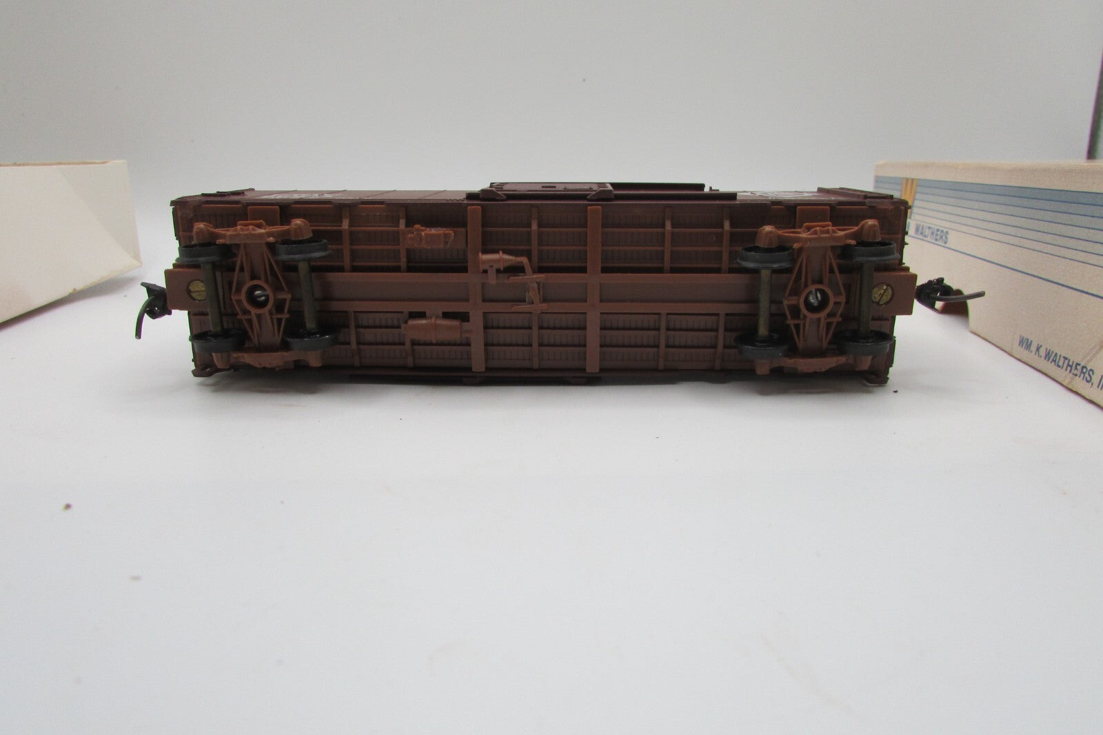 HO Scale Walthers 932-3708 40' PS1 Box Car ERIE WAL4870