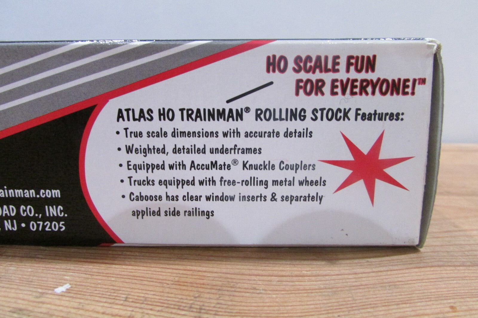 HO Scale Atlas TrainmaI 20-001-621 40' Plug Door Box Car   A4911