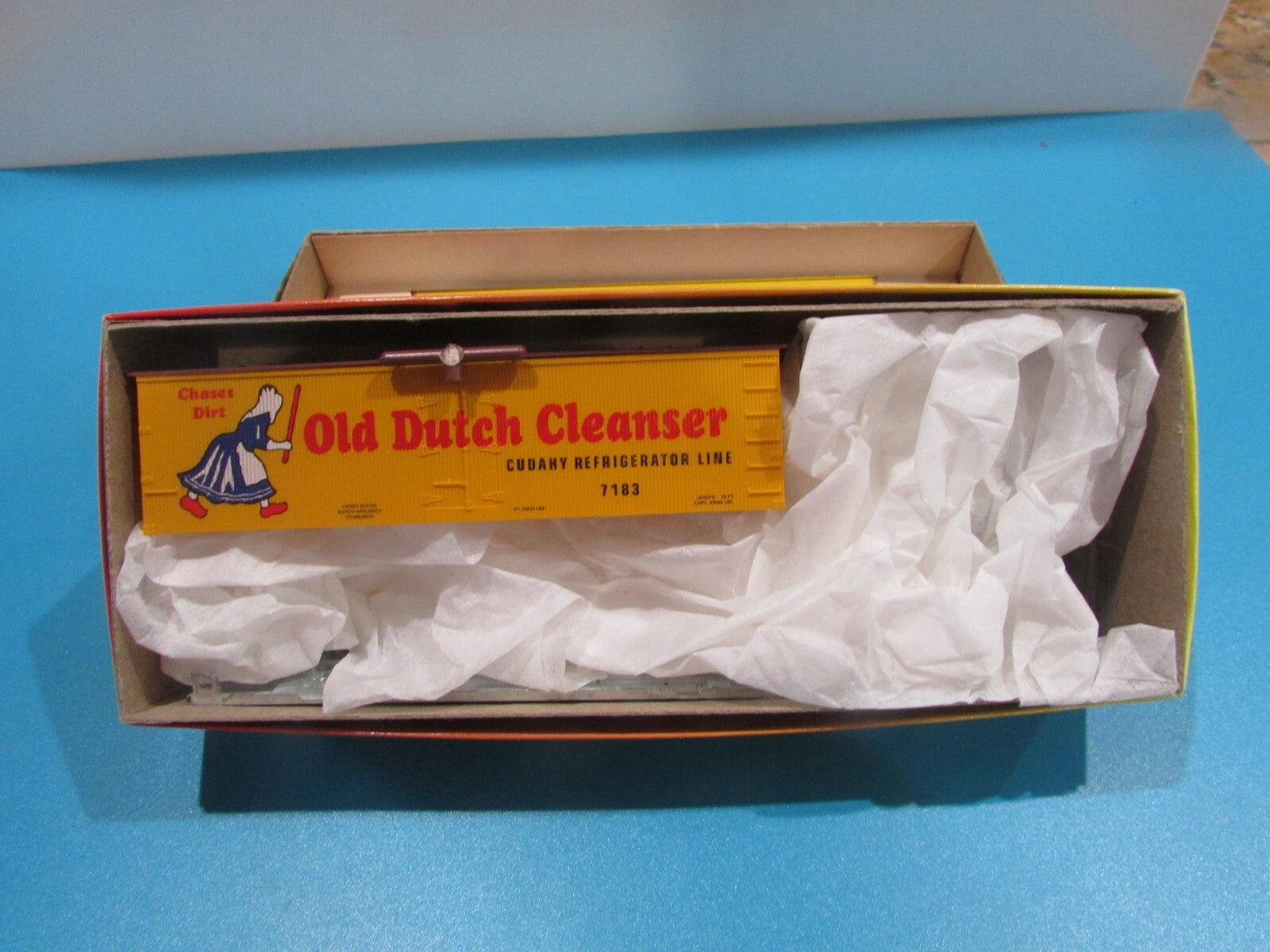 HO Scale Roundhouse (2 )Old Dutch Cleanser  Old Timer Cars Kits Lot#1728