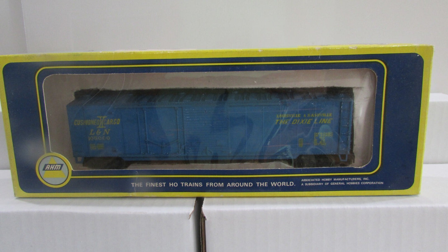 HO Scale Vintage AHM Louisville & Nashville Box Car Lot#0238